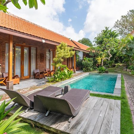Jinar Guest House Canggu Exteriör bild