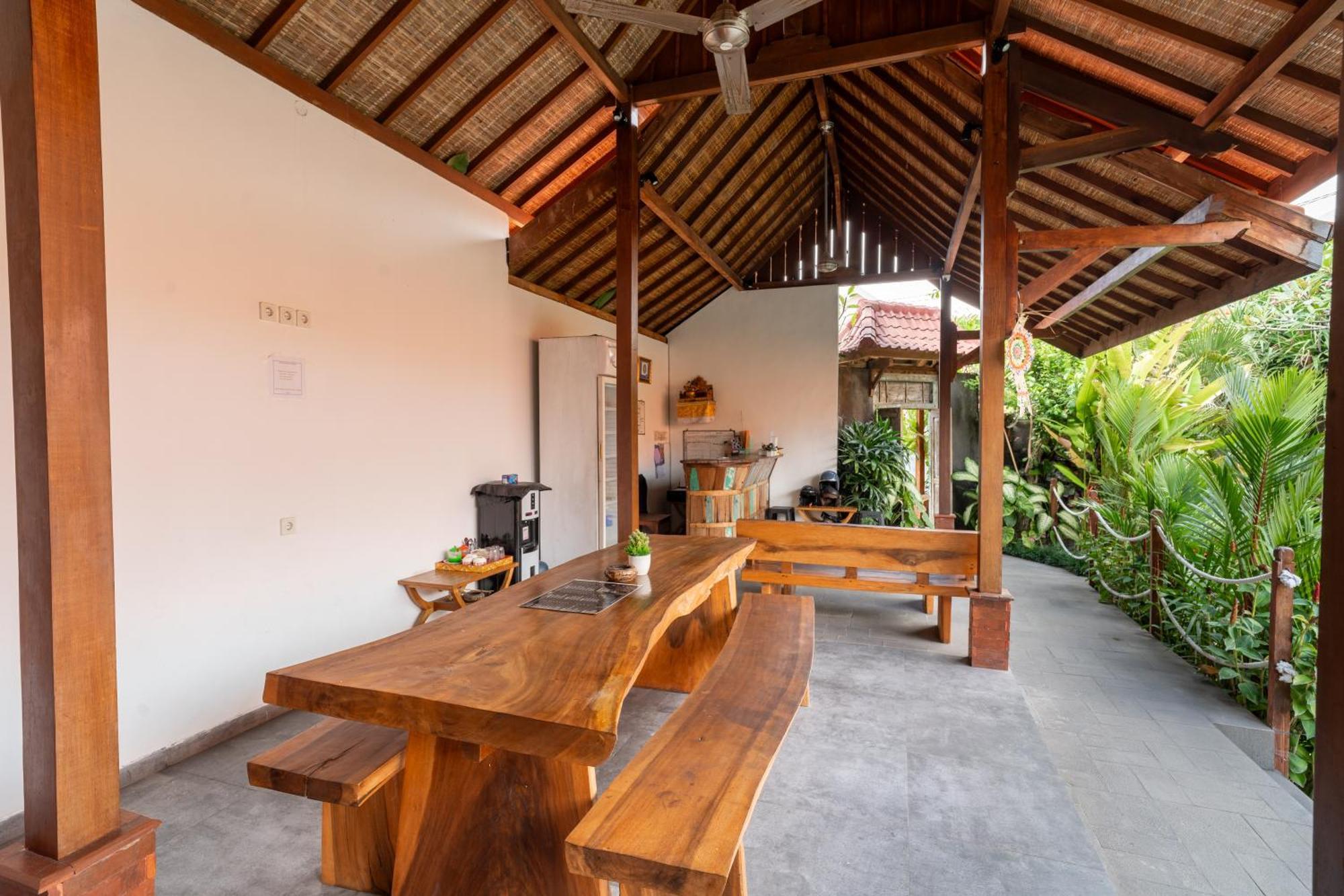 Jinar Guest House Canggu Exteriör bild
